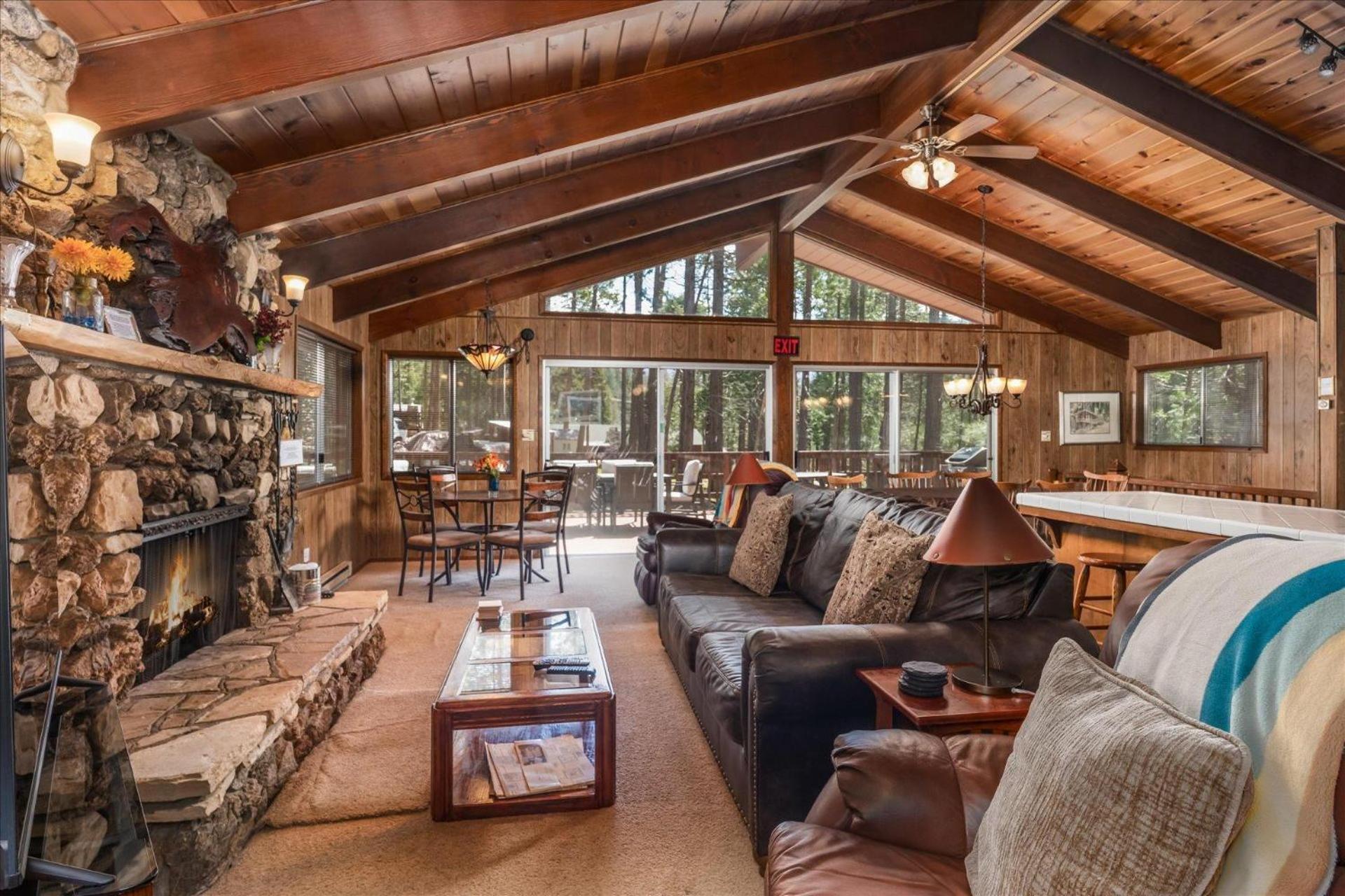 Papa Bear Cabin North Wawona Exterior photo